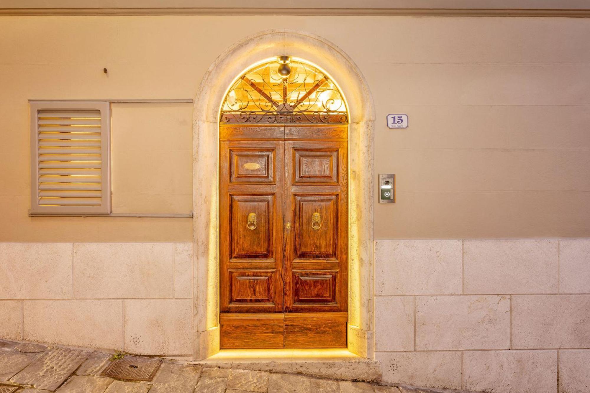 Palazzo Falcinelli Luxury Room In Montepulciano Center With Air Conditioning And Elevator 외부 사진