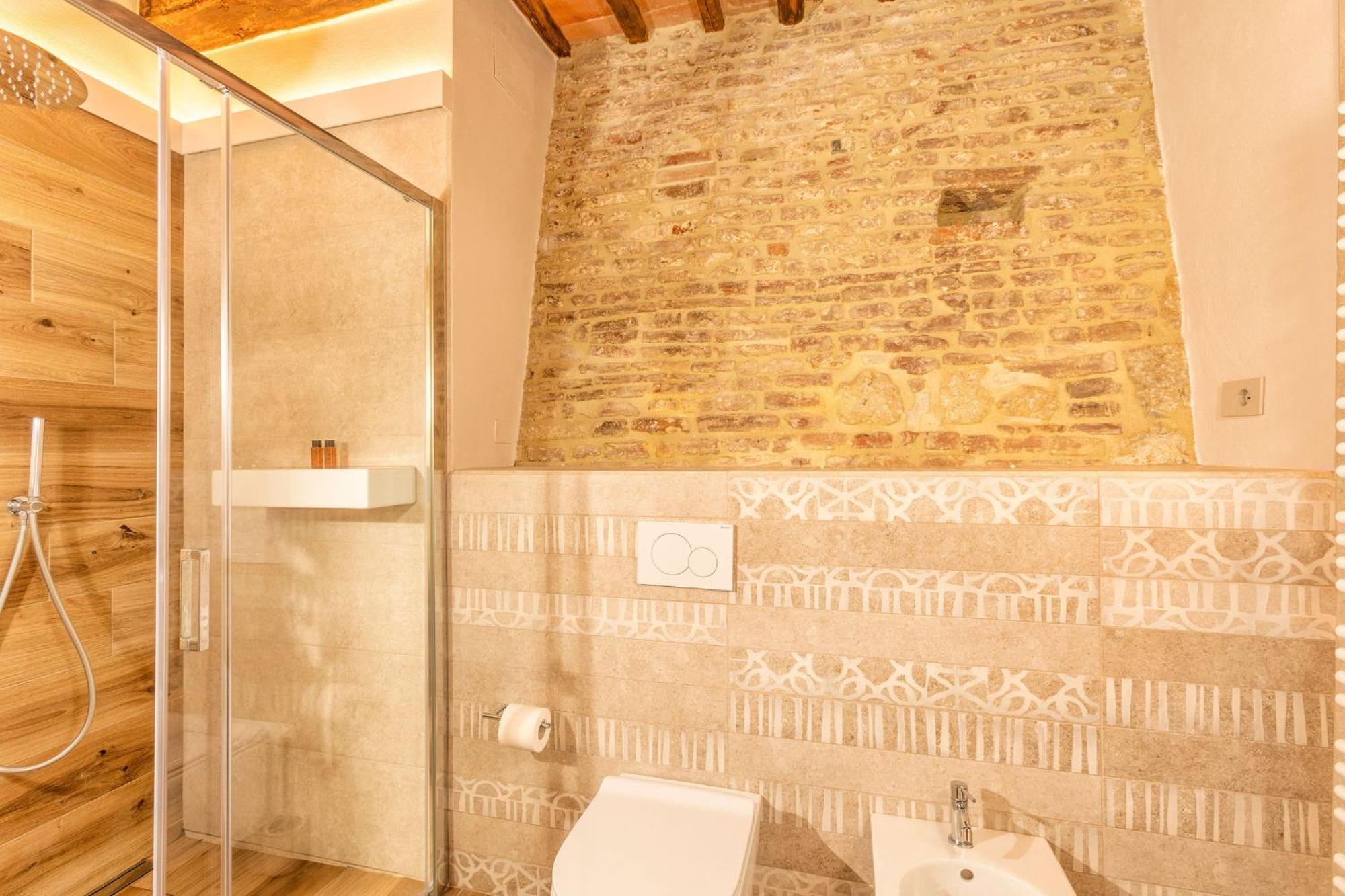Palazzo Falcinelli Luxury Room In Montepulciano Center With Air Conditioning And Elevator 외부 사진
