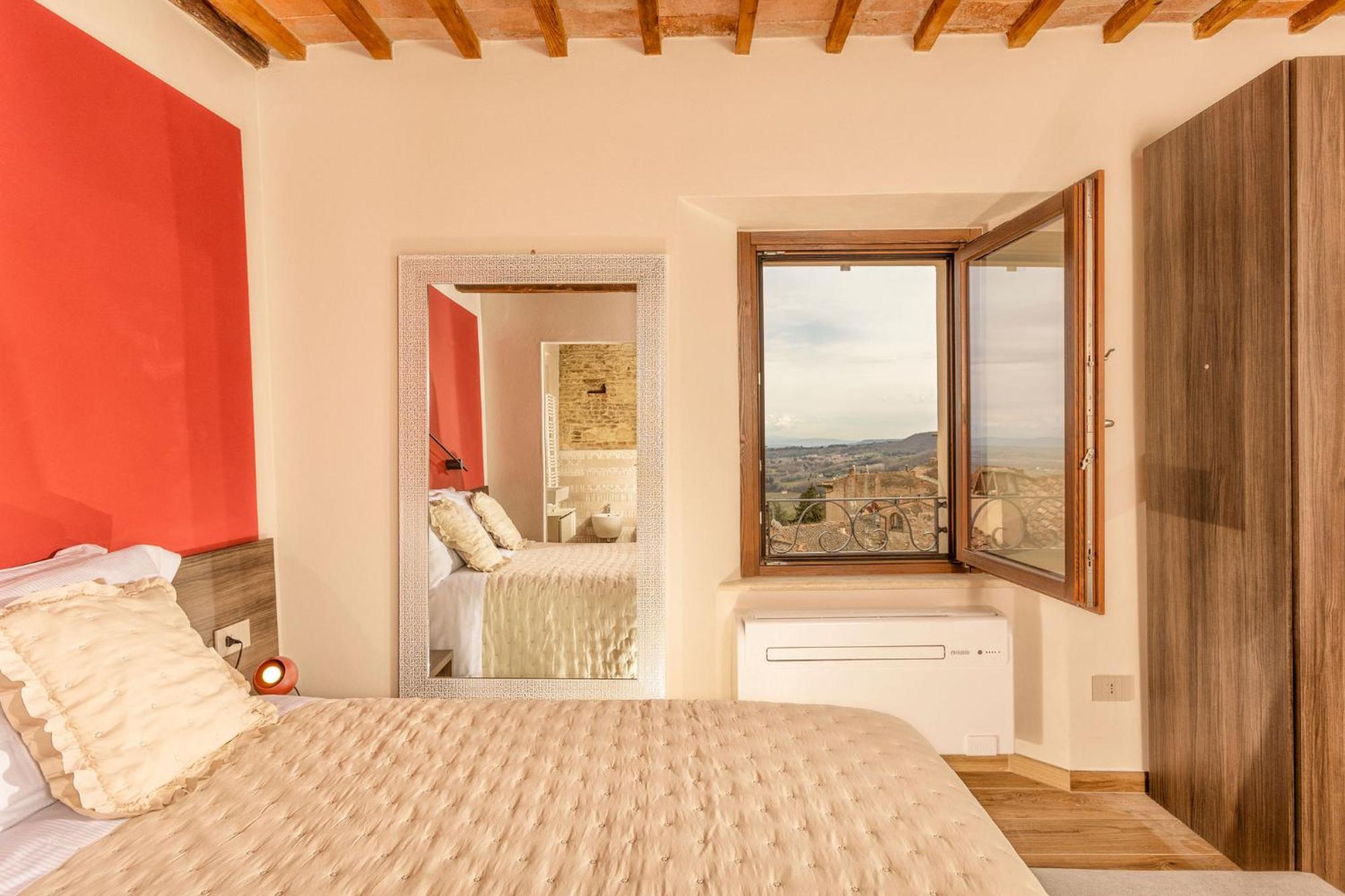 Palazzo Falcinelli Luxury Room In Montepulciano Center With Air Conditioning And Elevator 외부 사진
